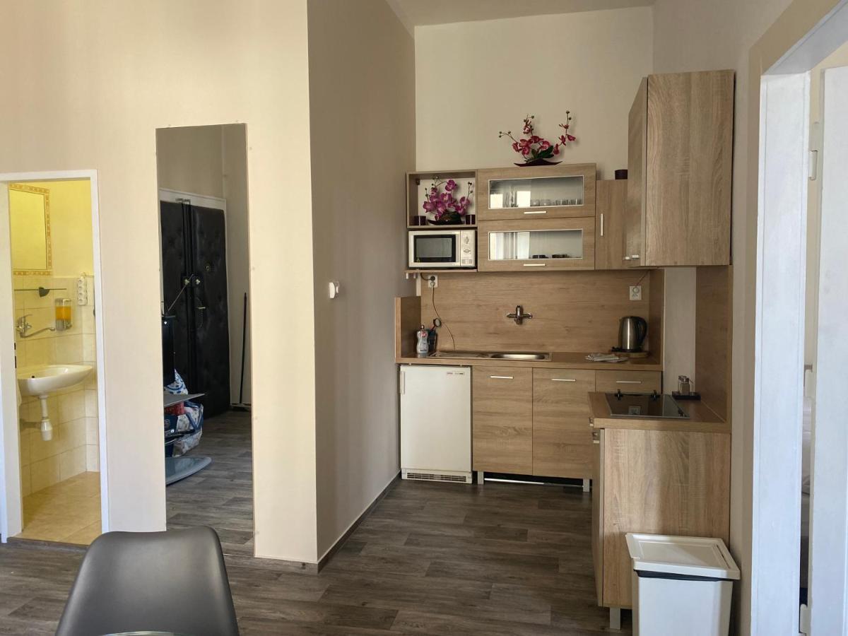Apartman Kaiser Praga Exterior foto