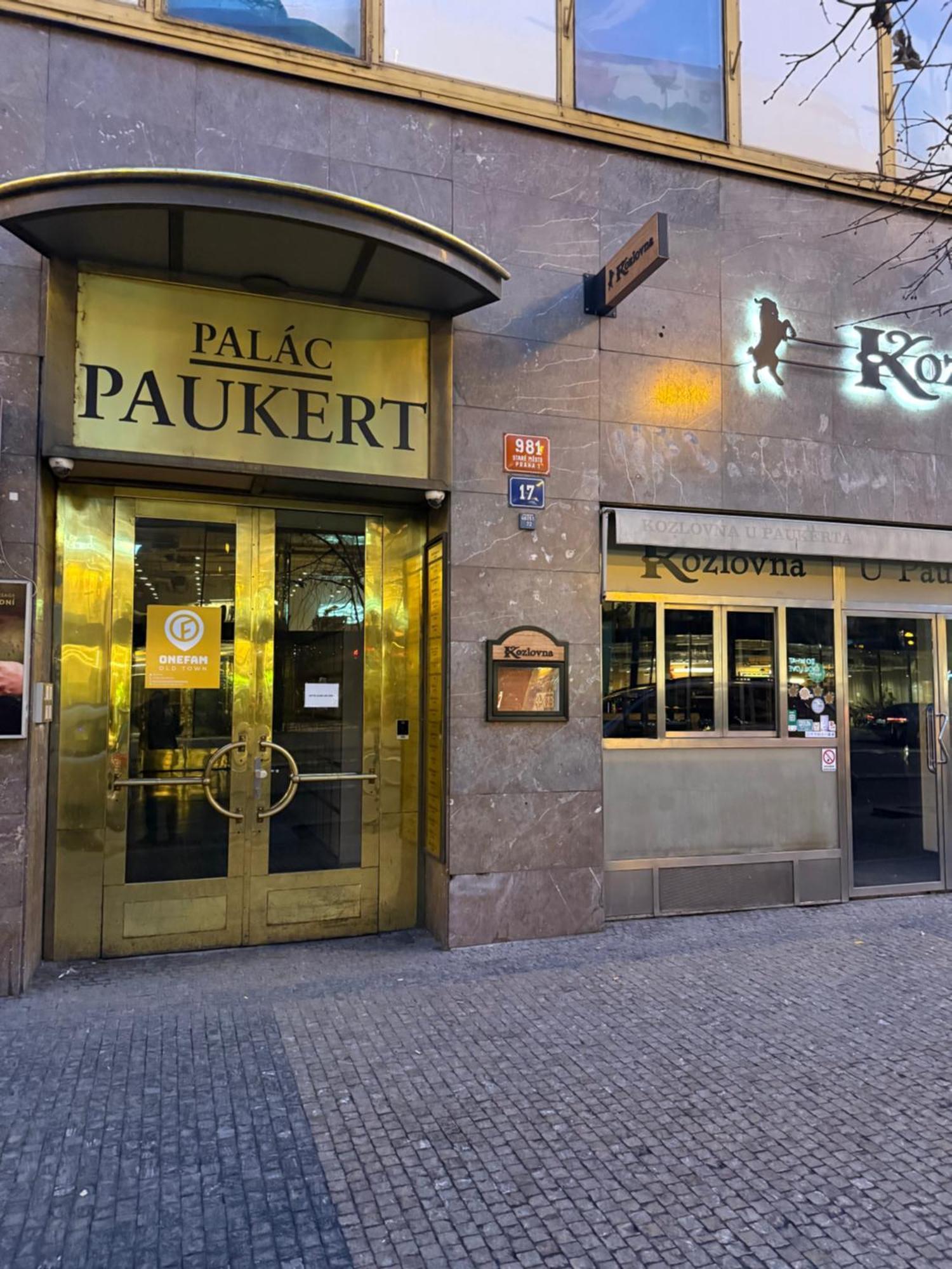 Apartman Kaiser Praga Exterior foto