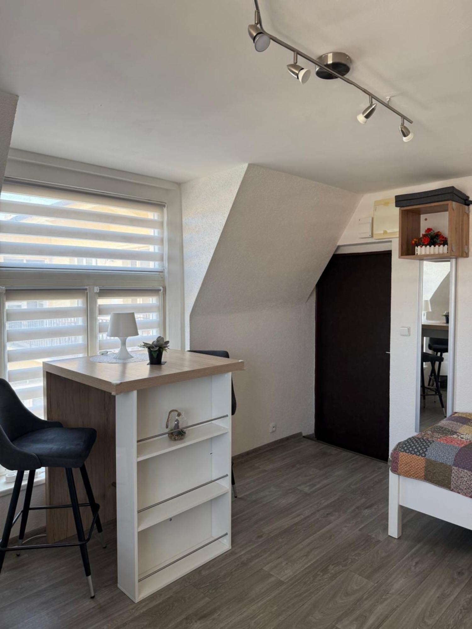 Apartman Kaiser Praga Exterior foto
